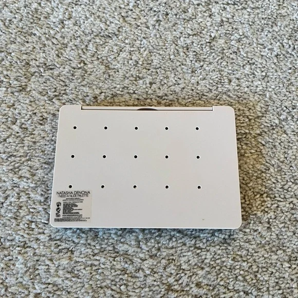 Natasha Denona I Need a Nude Eyeshadow Palette - Picture 2 of 10